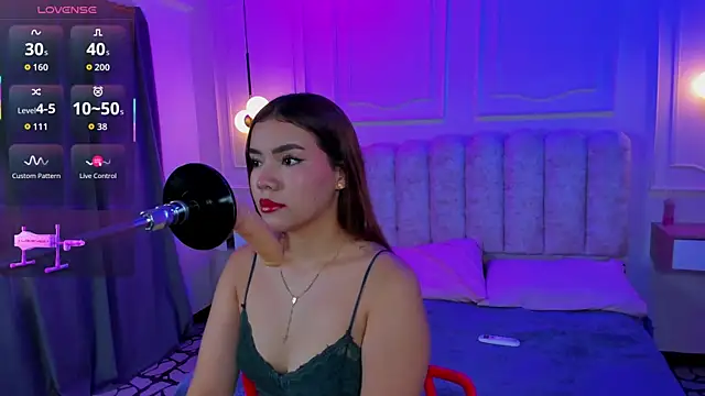 Snapshot of sweetty_emma chatting on 07-07-26, 01:36 sweetty emma online show from 07-07-26, 01:36