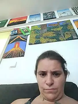 Snapshot of SolLua942871 chatting on 07-05-26, 10:38 SolLua942871 online show from 07-05-26, 10:38