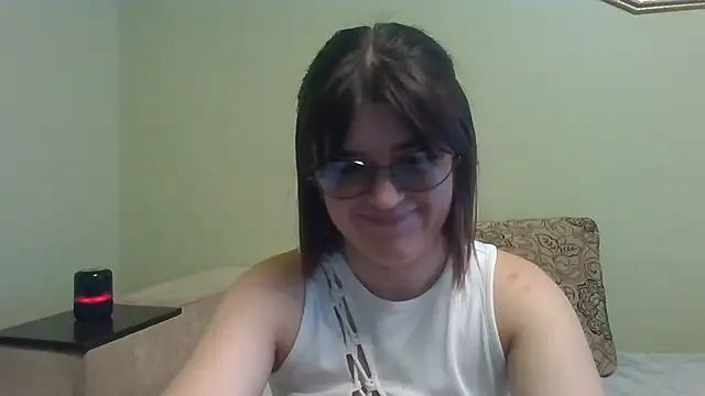 Snapshot of Lola_enjoy chatting on 07-22-26, 02:08 Lola enjoy online show from 07-22-26, 02:08