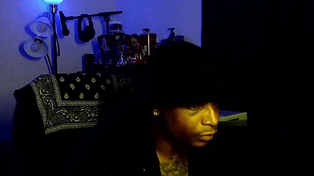 Snapshot of Rickavelli_ chatting on 07-01-26, 04:35 Rickavelli online show from 07-01-26, 04:35