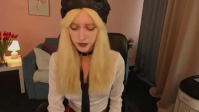 Snapshot of IvyNight chatting on 07-01-26, 01:11 IvyNight online show from 07-01-26, 01:11