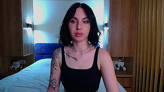 Snapshot of Mindblowing_Woman chatting on 07-08-26, 03:56 Mindblowing Woman online show from 07-08-26, 03:56