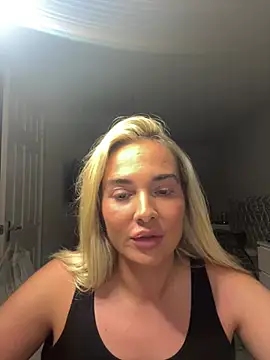 MarnieMilfxox online show from 07-07-26, 08:56