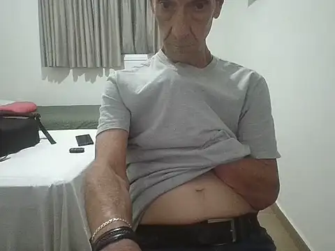 Snapshot of CHATBRA chatting on 07-29-26, 10:20 CHATBRA online show from 07-29-26, 10:20