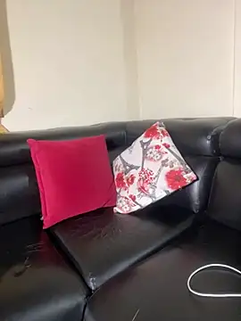Snapshot of Aaronsexroom chatting on 07-03-26, 02:18 Aaronsexroom online show from 07-03-26, 02:18