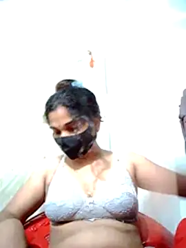 Snapshot of Payel-54 chatting on 07-18-26, 11:24 Payel-54 online show from 07-18-26, 11:24