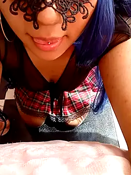Snapshot of cremmluna chatting on 07-08-26, 03:24 cremmluna online show from 07-08-26, 03:24