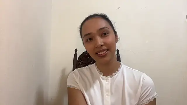 Snapshot of FlorettaBuhl chatting on 07-03-26, 01:28 FlorettaBuhl online show from 07-03-26, 01:28