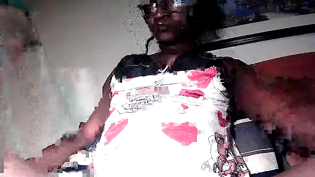 Snapshot of PlatinumBlaque chatting on 07-20-26, 02:52 PlatinumBlaque online show from 07-20-26, 02:52