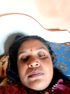 Snapshot of Divya_ranii chatting on 07-04-26, 06:20 Divya ranii online show from 07-04-26, 06:20