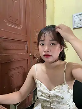 Snapshot of ayaka_xxo chatting on 07-14-26, 04:50 ayaka xxo online show from 07-14-26, 04:50