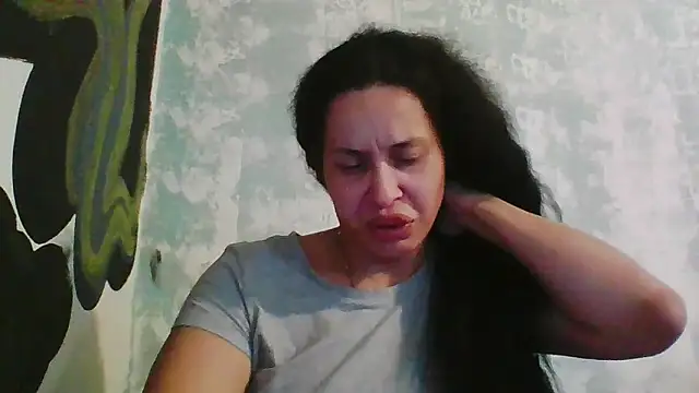 imisamoore69 online show from 10-21-25, 08:19