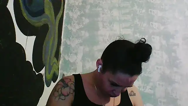 imisamoore69 online show from 10-25-25, 11:05