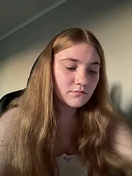 Snapshot of Aurora889 chatting on 07-14-26, 05:19 Aurora889 online show from 07-14-26, 05:19