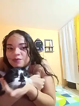 Snapshot of Cristina-Evans chatting on 07-17-26, 04:53 Cristina-Evans online show from 07-17-26, 04:53