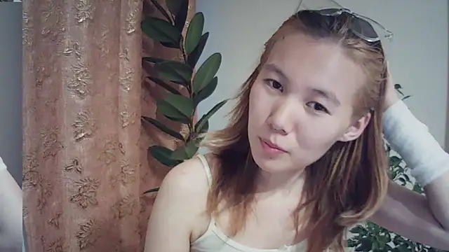Snapshot of MammieLippoldt chatting on 07-03-26, 04:57 MammieLippoldt online show from 07-03-26, 04:57