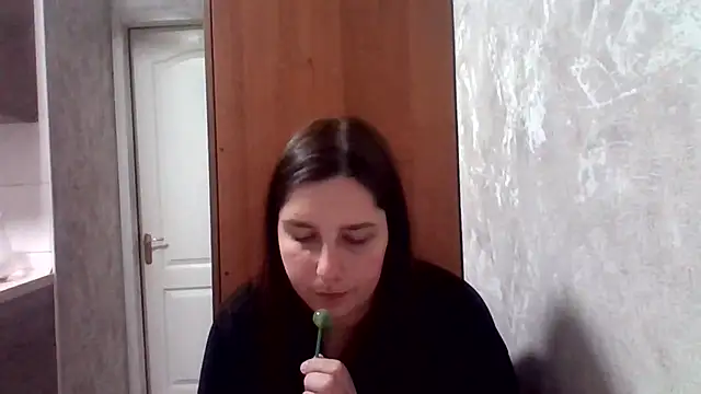 Snapshot of Emi-liaa chatting on 07-09-26, 08:52 Emi-liaa online show from 07-09-26, 08:52