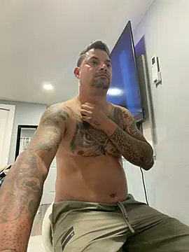 Roberyanisexy online show from 07-04-26, 12:39