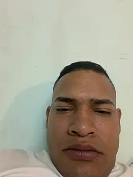 Snapshot of jaju- chatting on 07-04-26, 01:01 jaju- online show from 07-04-26, 01:01
