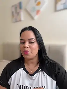 Snapshot of AliceStarshine chatting on 02-28-26, 05:23 AliceStarshine online show from 02-28-26, 05:23