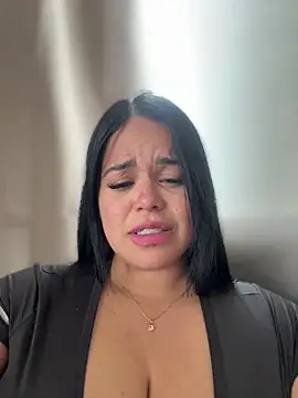 AliceStarshine online show from 04-05-26, 04:46