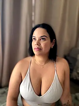 AliceStarshine online show from 11-05-25, 12:19