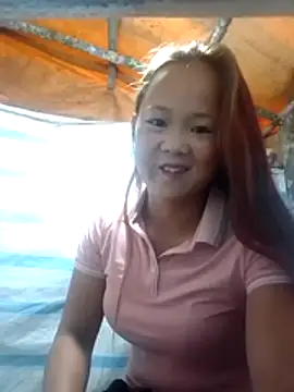Snapshot of Hanhphuc_x chatting on 07-05-26, 10:27 Hanhphuc x online show from 07-05-26, 10:27