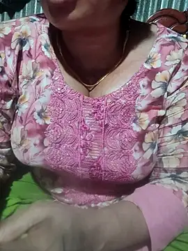 Snapshot of Suha_Mony chatting on 07-11-26, 11:10 Suha Mony online show from 07-11-26, 11:10