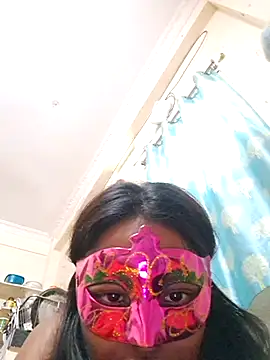 Snapshot of Enjoytoshowu chatting on 07-13-26, 12:37 Enjoytoshowu online show from 07-13-26, 12:37