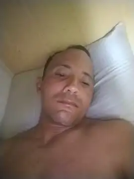 Snapshot of Elcauss chatting on 07-05-26, 06:15 Elcauss online show from 07-05-26, 06:15