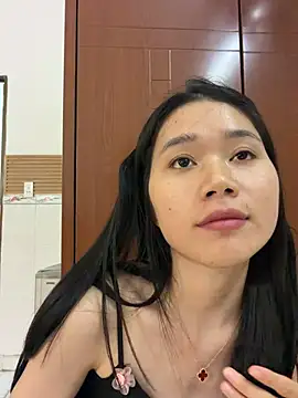 Snapshot of xiaoqiaoyy chatting on 07-08-26, 01:23 xiaoqiaoyy online show from 07-08-26, 01:23
