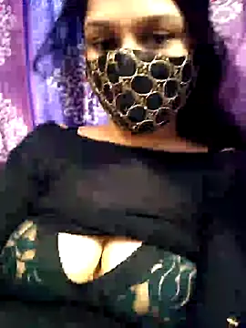 Snapshot of Shabana07 chatting on 07-14-26, 03:07 Shabana07 online show from 07-14-26, 03:07