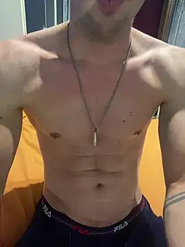 Snapshot of Toyboy1095 chatting on 07-08-26, 08:20 Toyboy1095 online show from 07-08-26, 08:20
