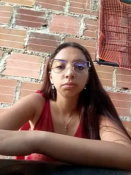 aziel ardiente online show from 07-07-26, 10:41