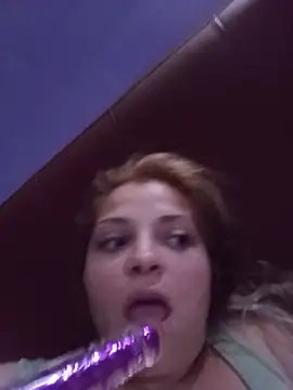 Snapshot of AndreeeaxXx chatting on 07-17-26, 05:54 AndreeeaxXx online show from 07-17-26, 05:54