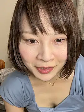 Snapshot of xxmioxx chatting on 07-14-26, 08:26 xxmioxx online show from 07-14-26, 08:26