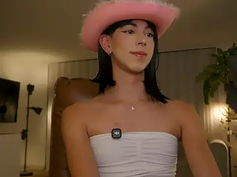 Snapshot of nobodyisperfect__ chatting on 07-19-26, 03:48 nobodyisperfect online show from 07-19-26, 03:48