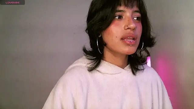 Snapshot of Celeste_lumi chatting on 07-15-26, 10:22 Celeste lumi online show from 07-15-26, 10:22