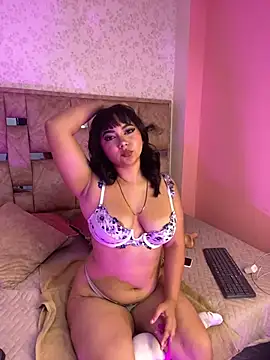 EVANGELINE VIOLET online show from 07-09-26, 03:07