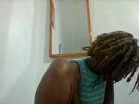 Snapshot of Butterflyerra chatting on 07-26-26, 06:26 Butterflyerra online show from 07-26-26, 06:26