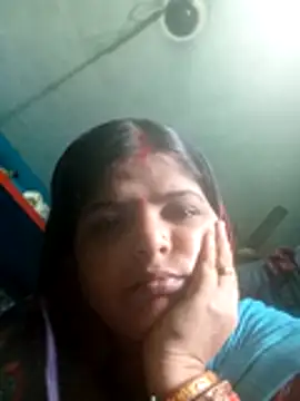 Snapshot of hot_bhabi1 chatting on 07-07-26, 04:15 hot bhabi1 online show from 07-07-26, 04:15