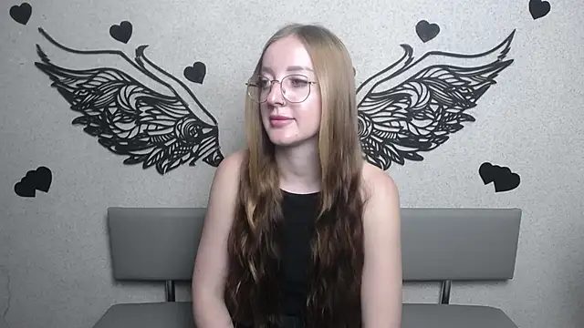 AnnaMills online show from 07-10-26, 07:08