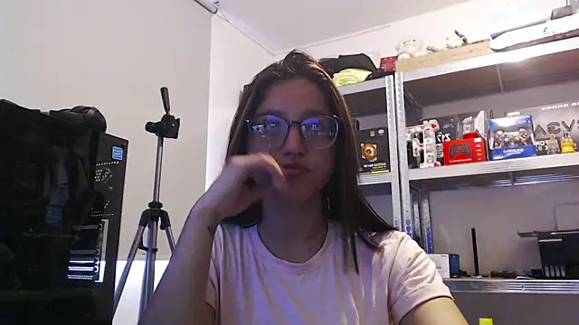 Snapshot of Luna_sweetie_ chatting on 07-09-26, 01:10 Luna sweetie online show from 07-09-26, 01:10