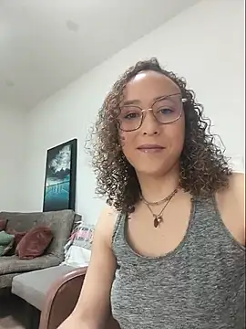 Snapshot of ValeriaMonroe chatting on 07-12-26, 02:18 ValeriaMonroe online show from 07-12-26, 02:18