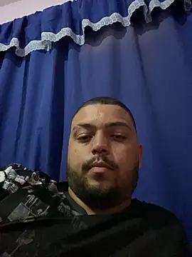 Snapshot of feijao31 chatting on 07-07-26, 02:14 feijao31 online show from 07-07-26, 02:14