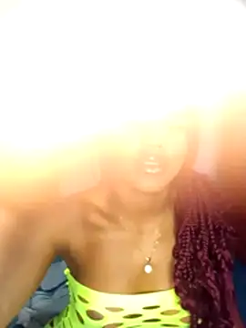 Snapshot of LittleCataleya chatting on 07-10-26, 03:17 LittleCataleya online show from 07-10-26, 03:17