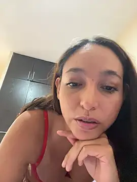Snapshot of oliviakatt chatting on 07-25-26, 11:11 oliviakatt online show from 07-25-26, 11:11