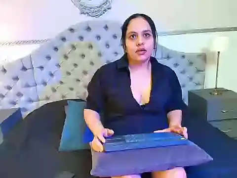 Snapshot of MariaBelenX chatting on 07-15-26, 12:12 MariaBelenX online show from 07-15-26, 12:12