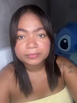 Snapshot of Melody_1997 chatting on 07-16-26, 04:42 Melody 1997 online show from 07-16-26, 04:42