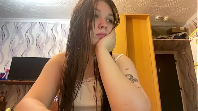 Snapshot of SallyFacing chatting on 07-24-26, 01:18 SallyFacing online show from 07-24-26, 01:18